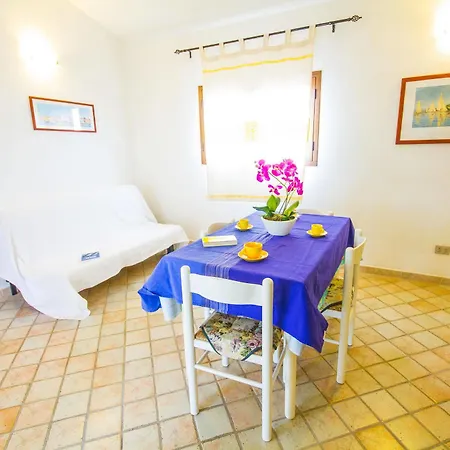 Iris Apartament *